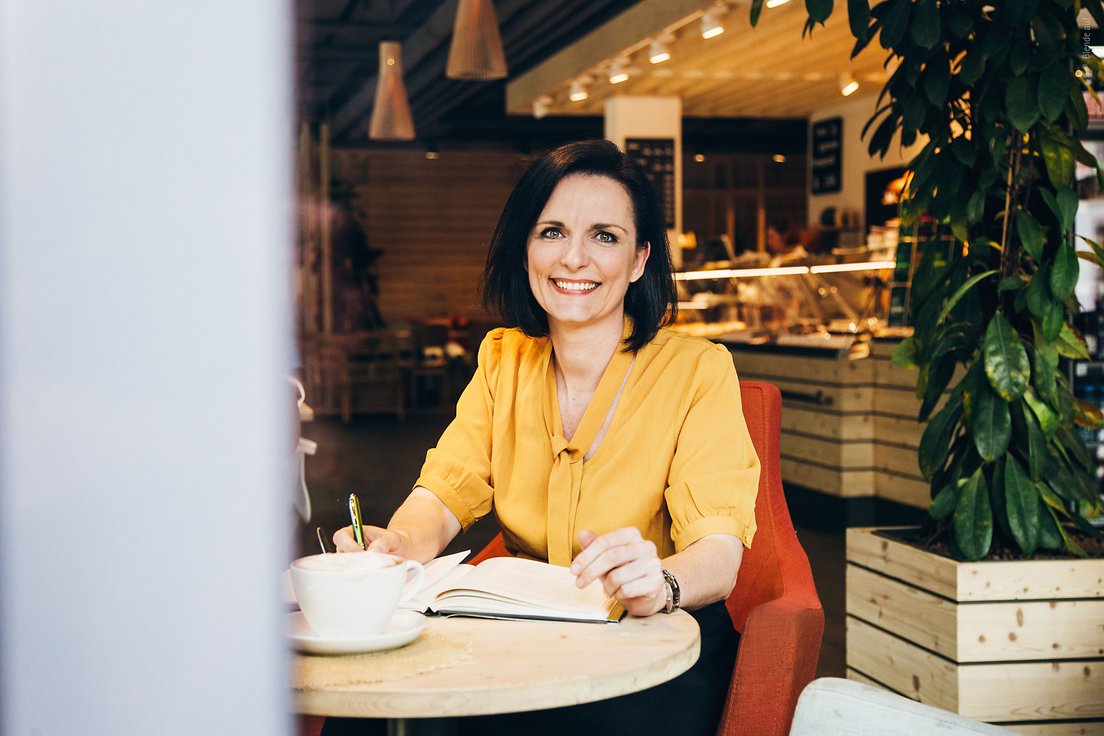 Porträt von Dozentin Jana Wilke