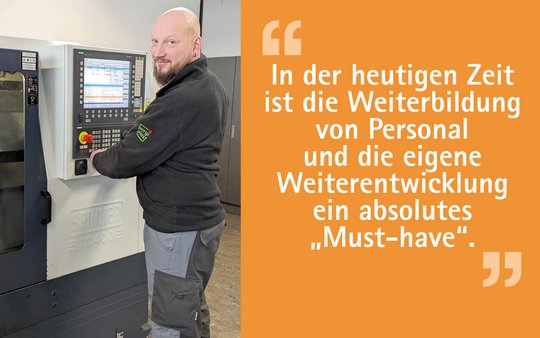 Jens Schönfelder in CNC-Werkstatt